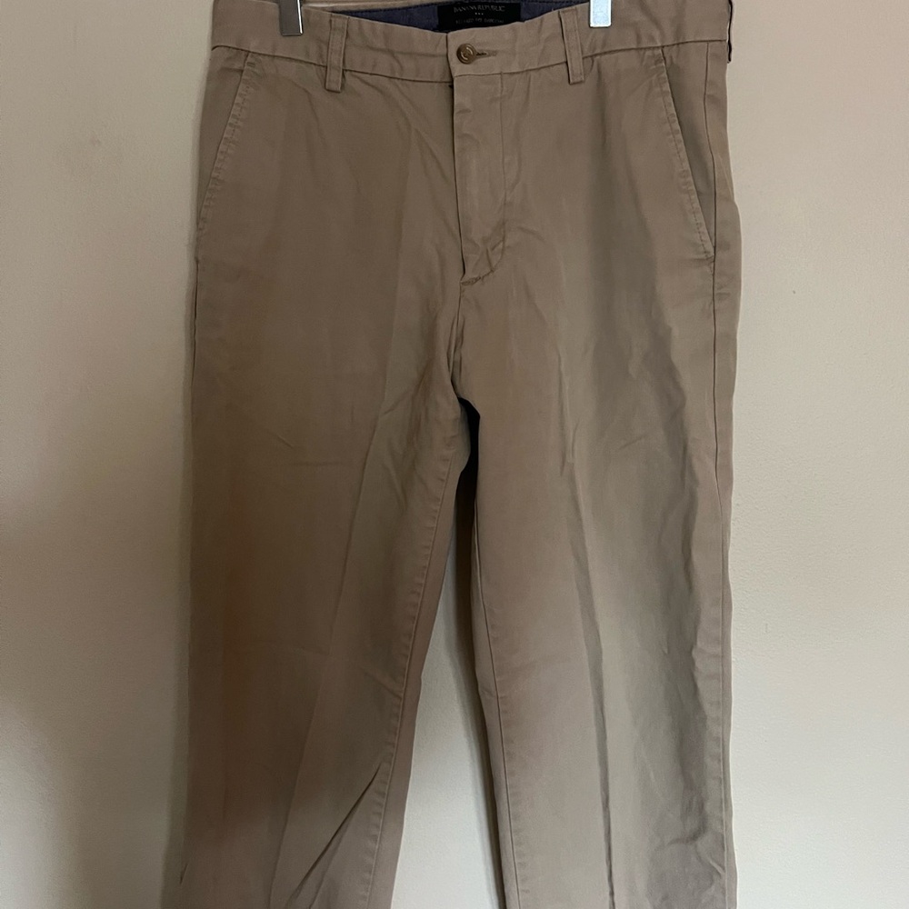 Banana Republic Men's Khaki Chinos